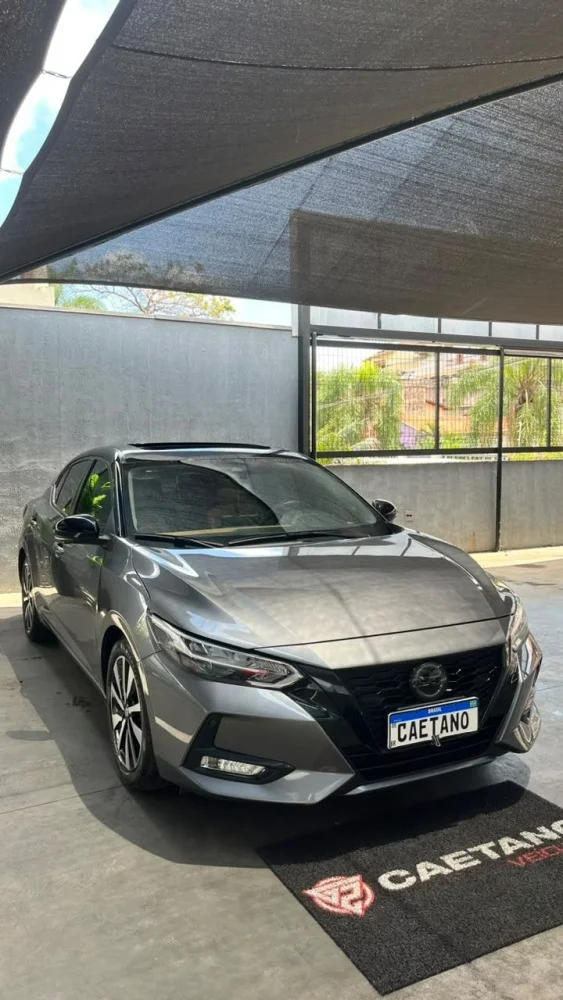 Nissan Sentra Exclu. Int. Premium 2.0 16V Aut.